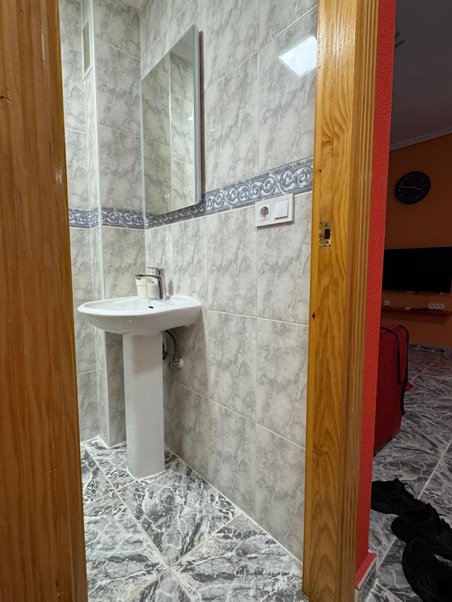 Apatament La Loma Lägenhet Torrevieja Exteriör bild