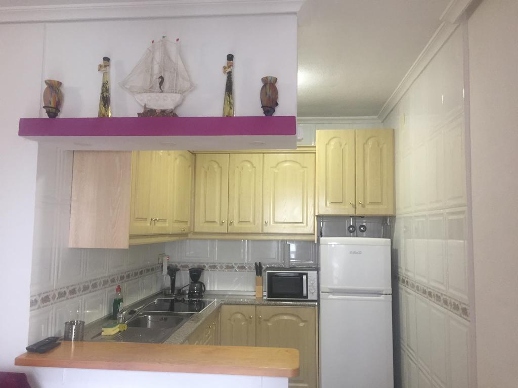Apatament La Loma Lägenhet Torrevieja Exteriör bild
