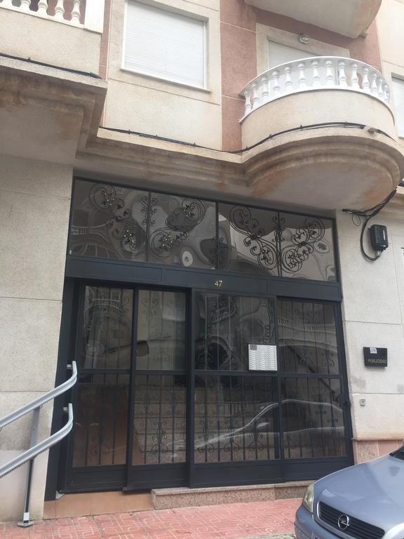 Apatament La Loma Lägenhet Torrevieja Exteriör bild