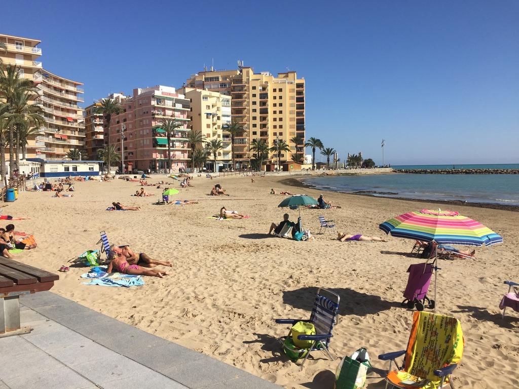 Apatament La Loma Lägenhet Torrevieja Exteriör bild
