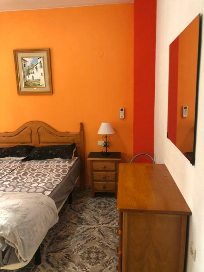 Apatament La Loma Lägenhet Torrevieja Exteriör bild